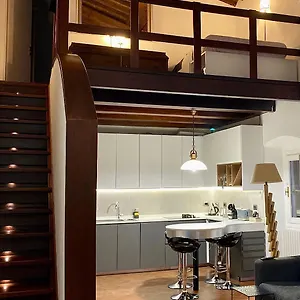 Tuscany Loft In The Appartement