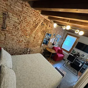  Appartamento Storico Fronte Piazza In Borgo Portello Italia